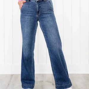 Washed Straight Leg Style Jeans Woman in Vibrant Colors